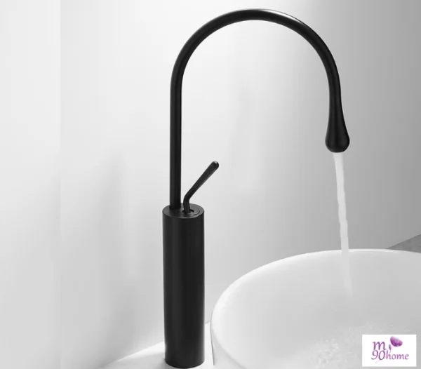 Vòi lavabo cổ ngỗng đen đồng thau HL66